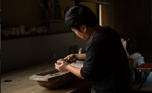 Wataru Myoshu, Maker of Wabi-Sabi Vases