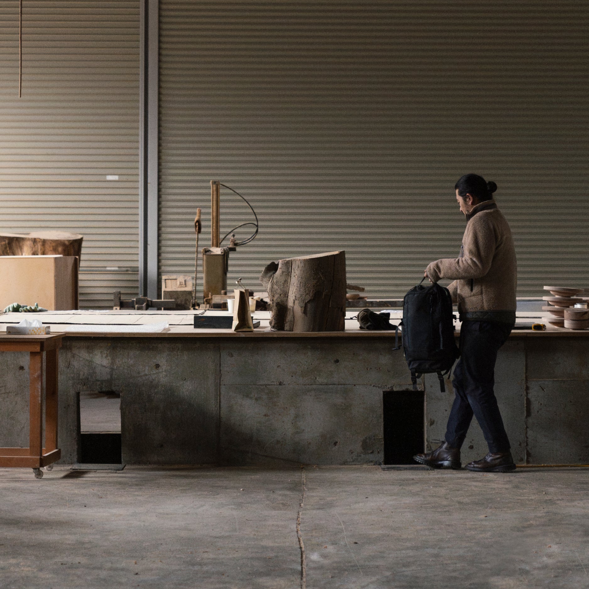 Miyagawa Mirror Stand