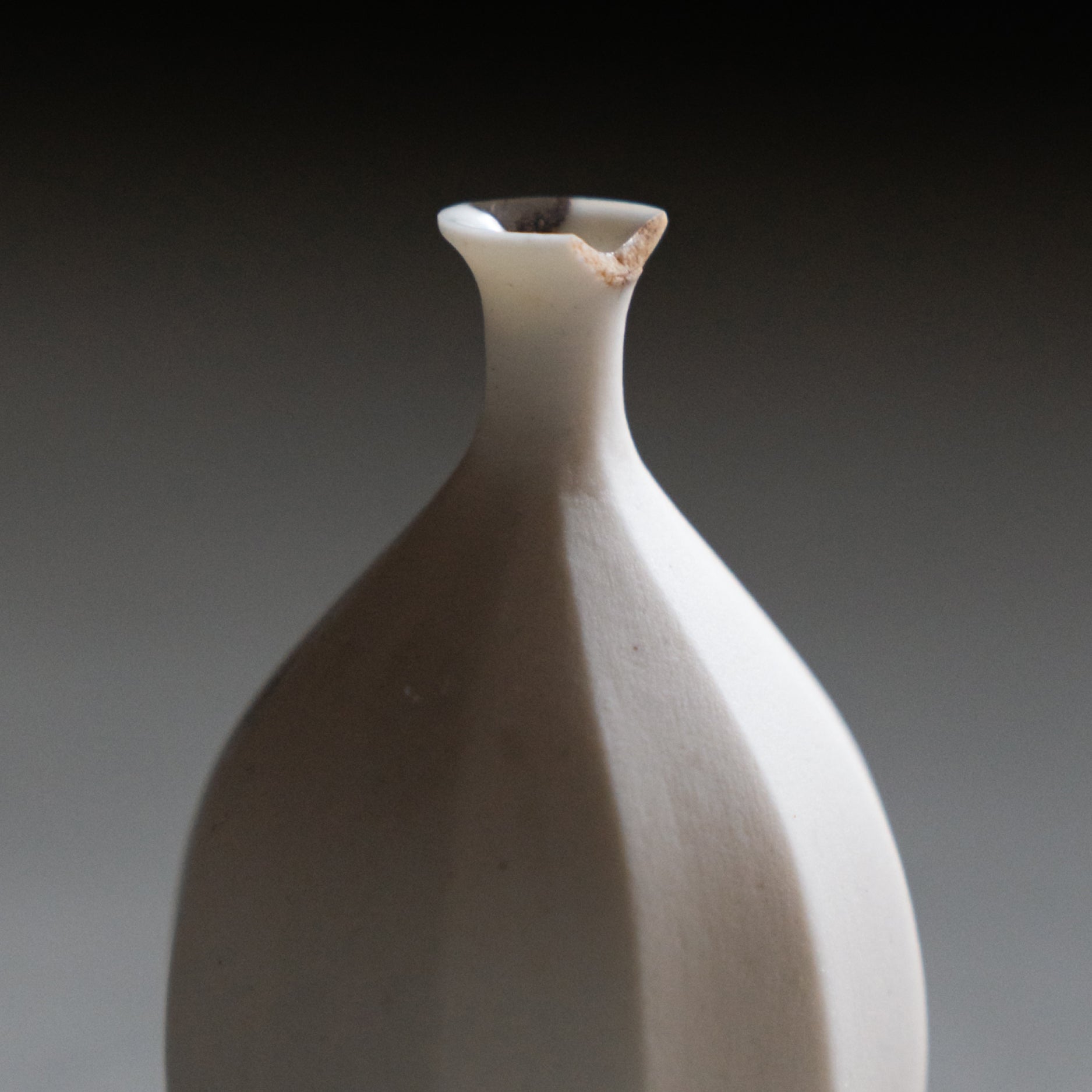 Kintsugi'd Nakagami vase