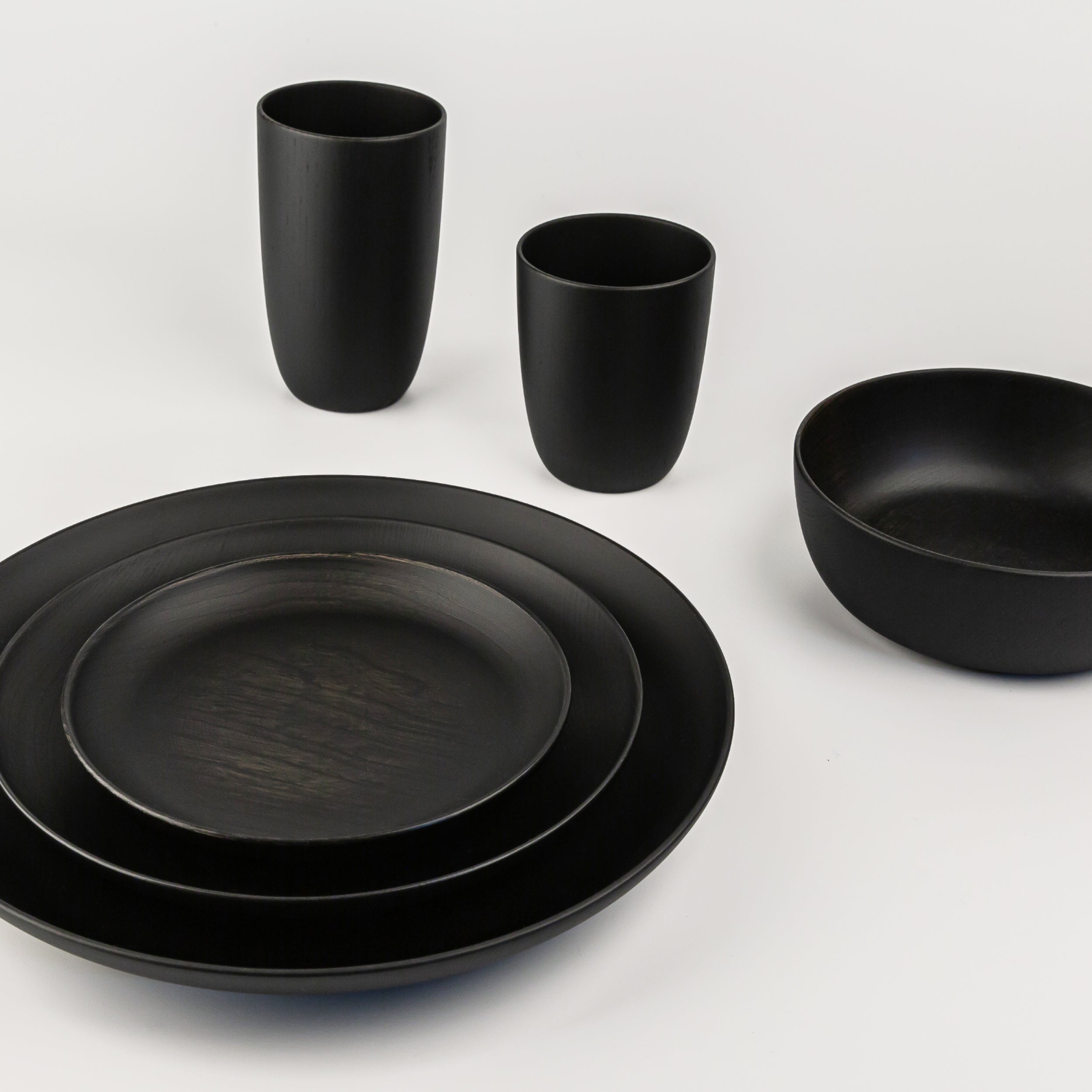 Kaga Plates & Bowl