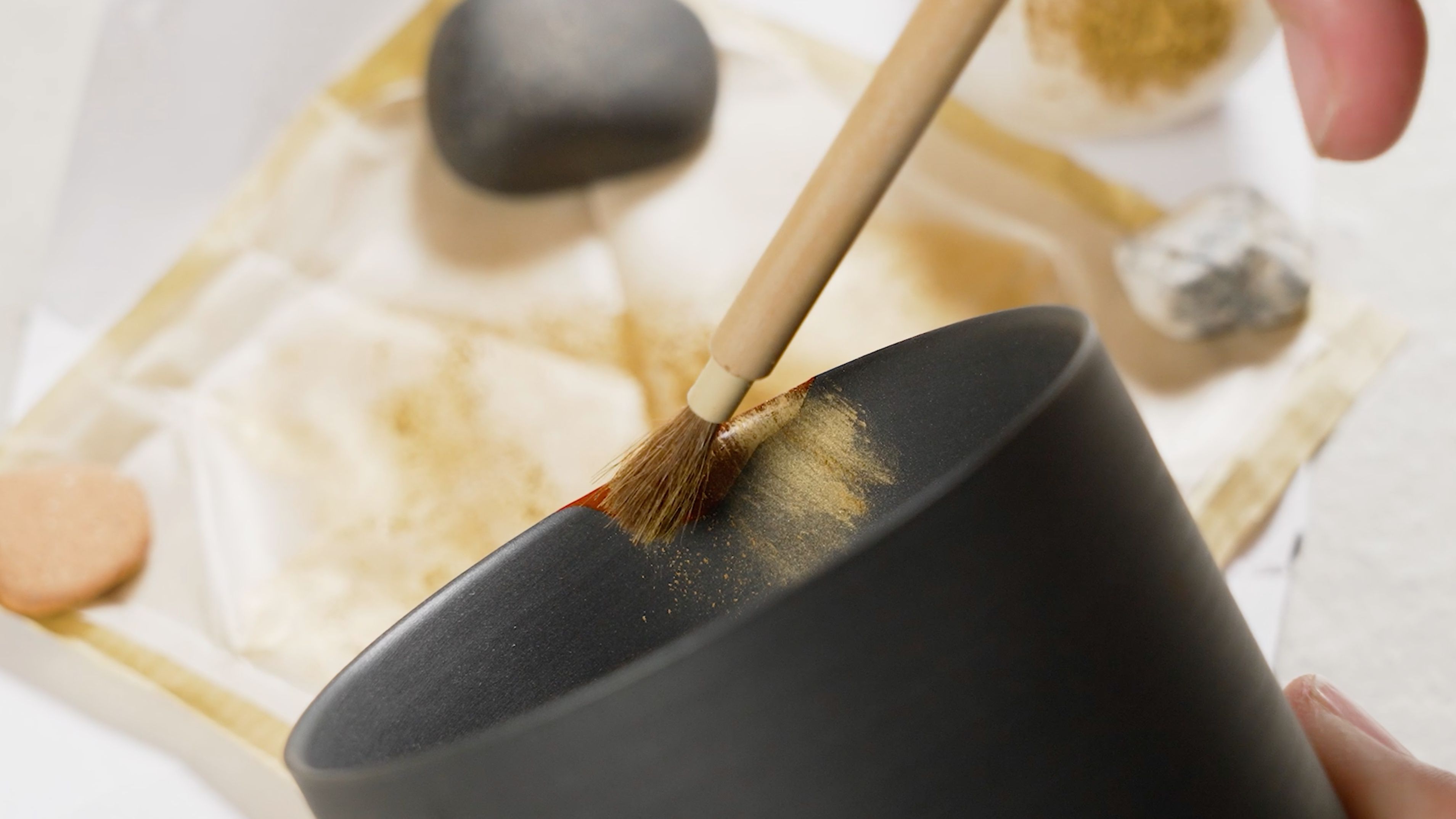 Tips to Achieve the Sleekest Gold Finish