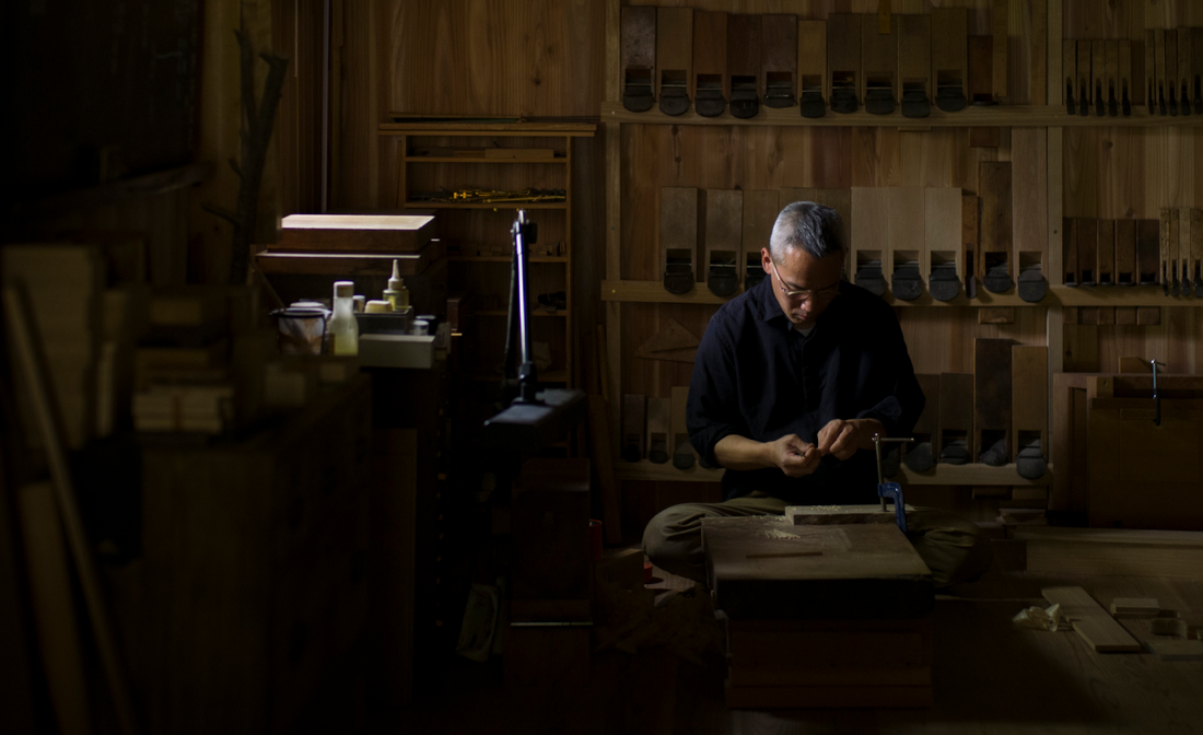 Tomoya Hyodo, maker of Kiri Wooden Trays