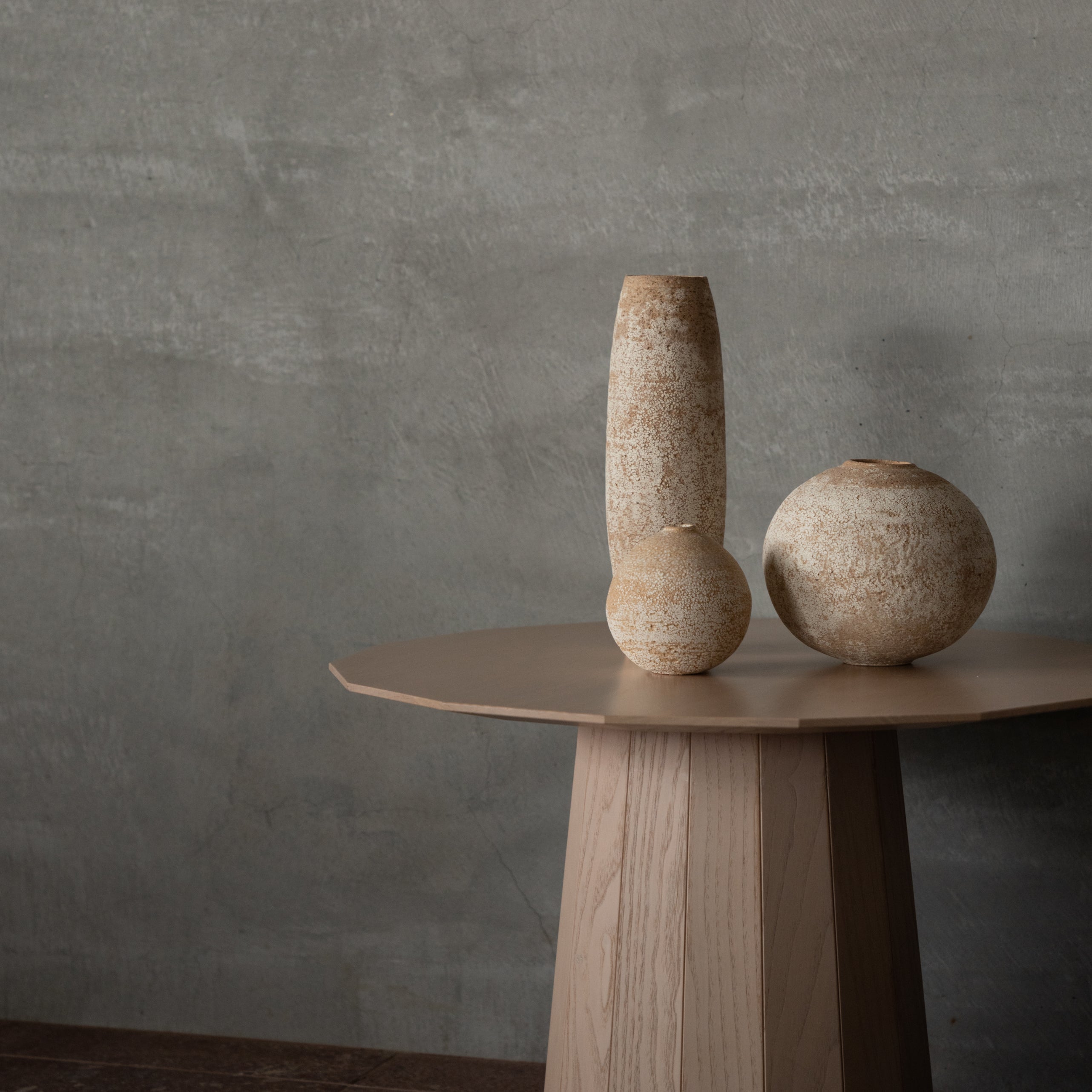 Tall vase L