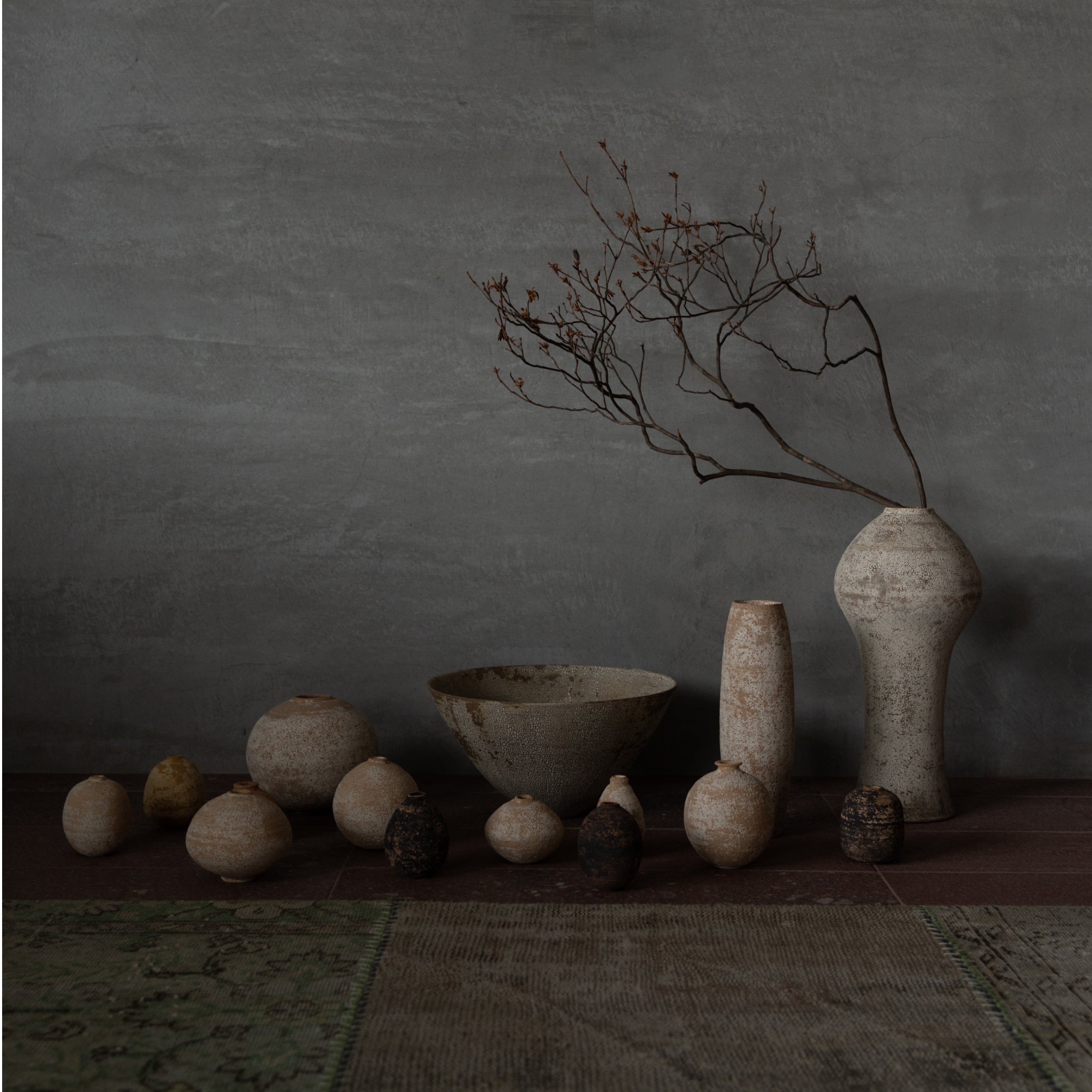 Round vase