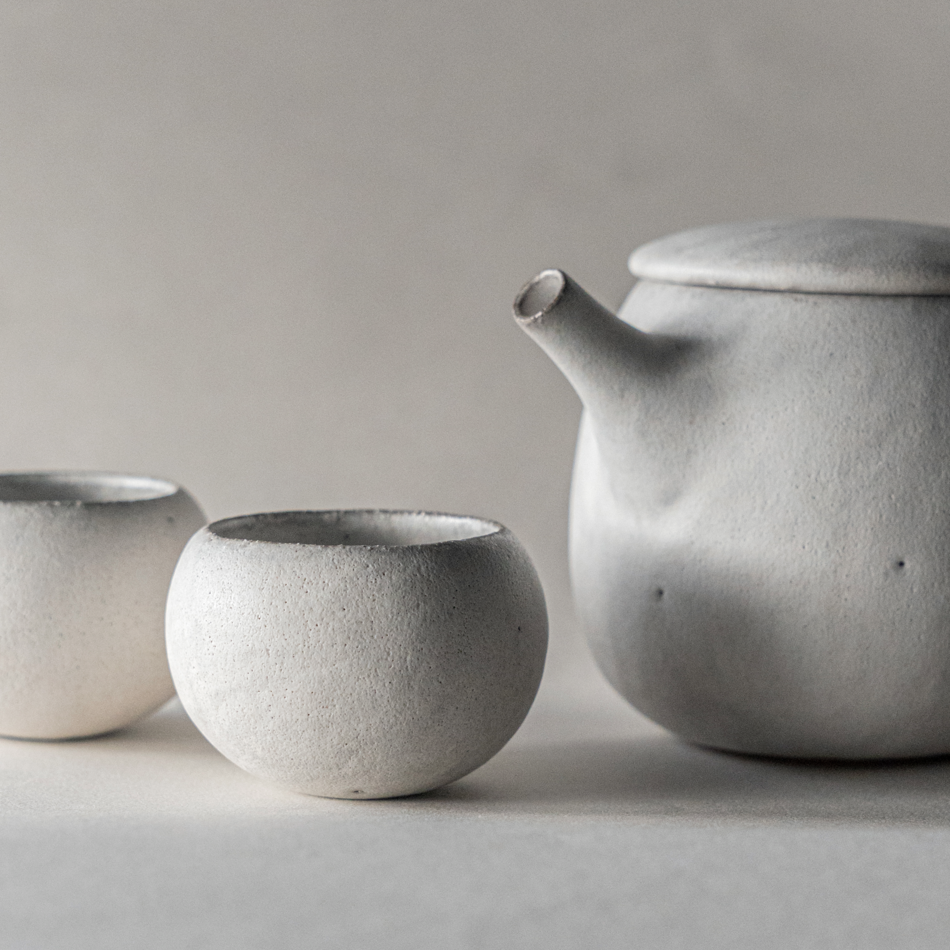 Round Tea Cup