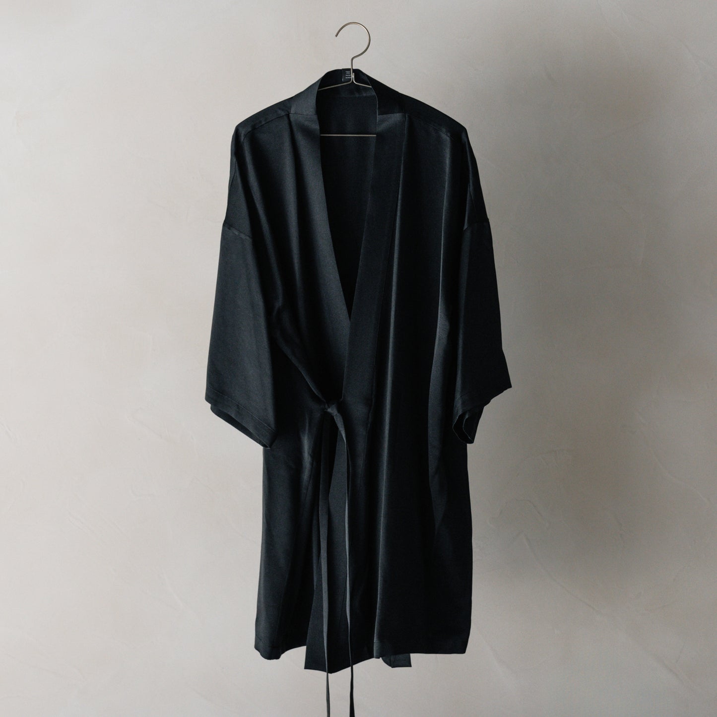 Robe - Black