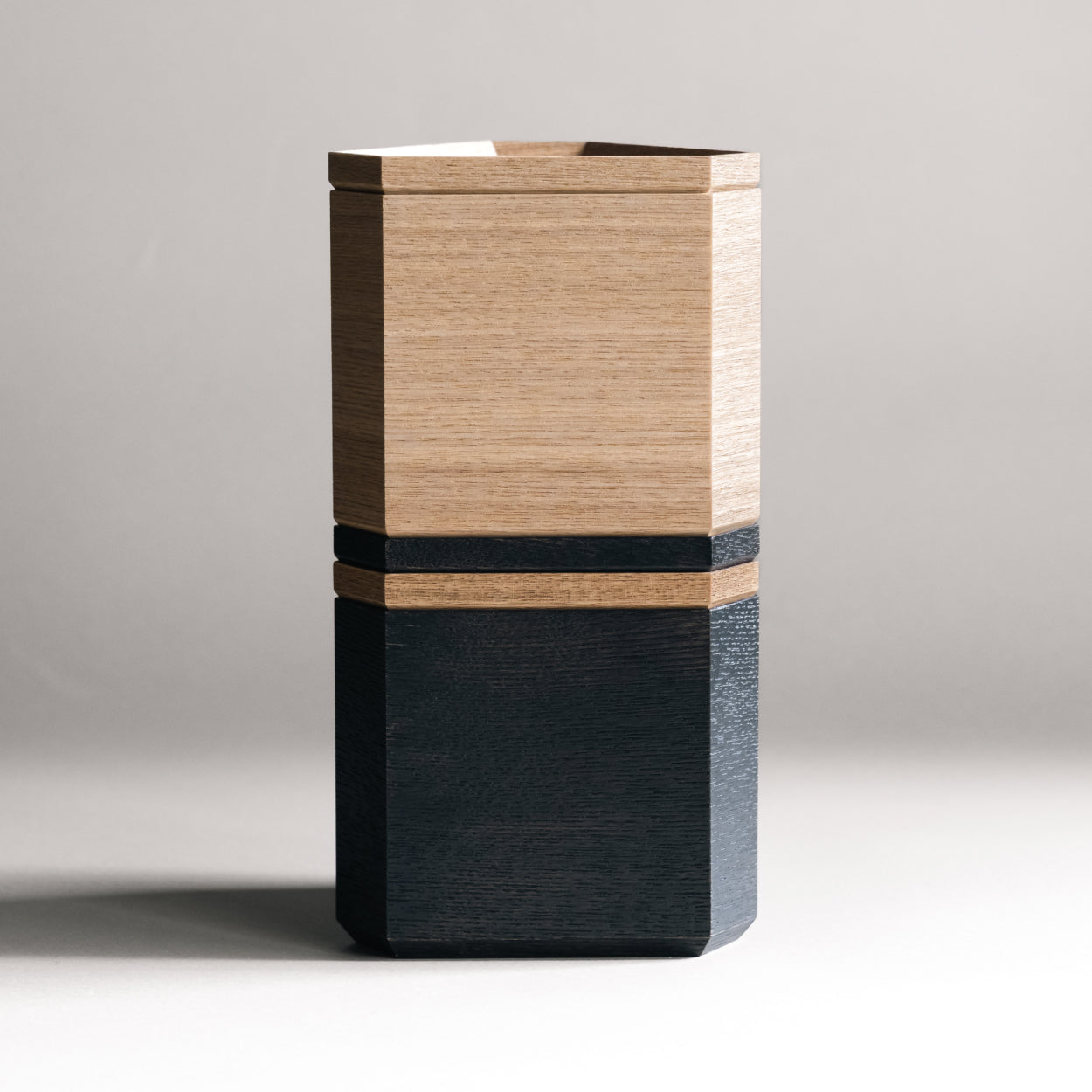 Tsum Triangular Box