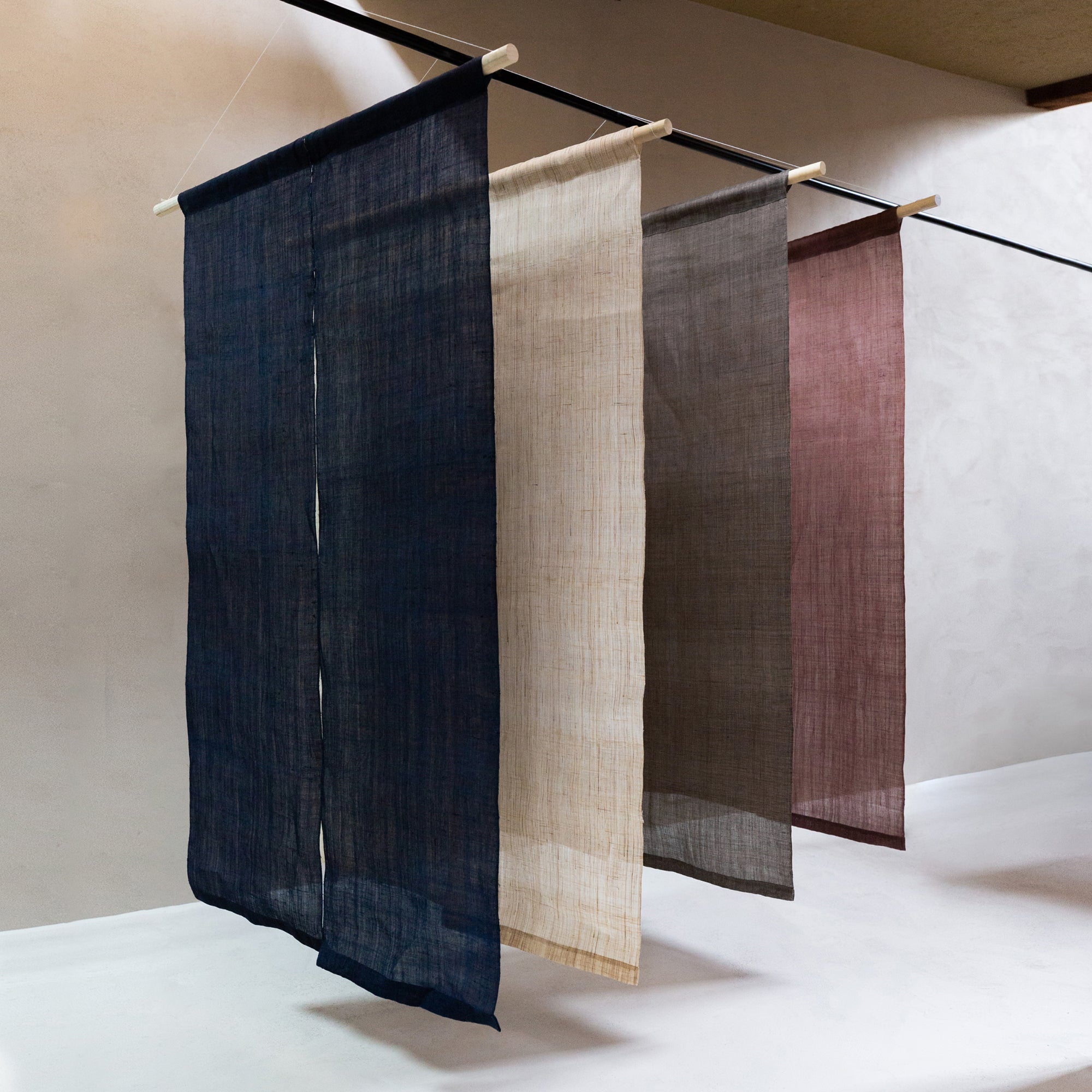 Taupe Noren